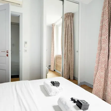 Moderne Avec Cuisine Equipee Et Balcon Apartamento *